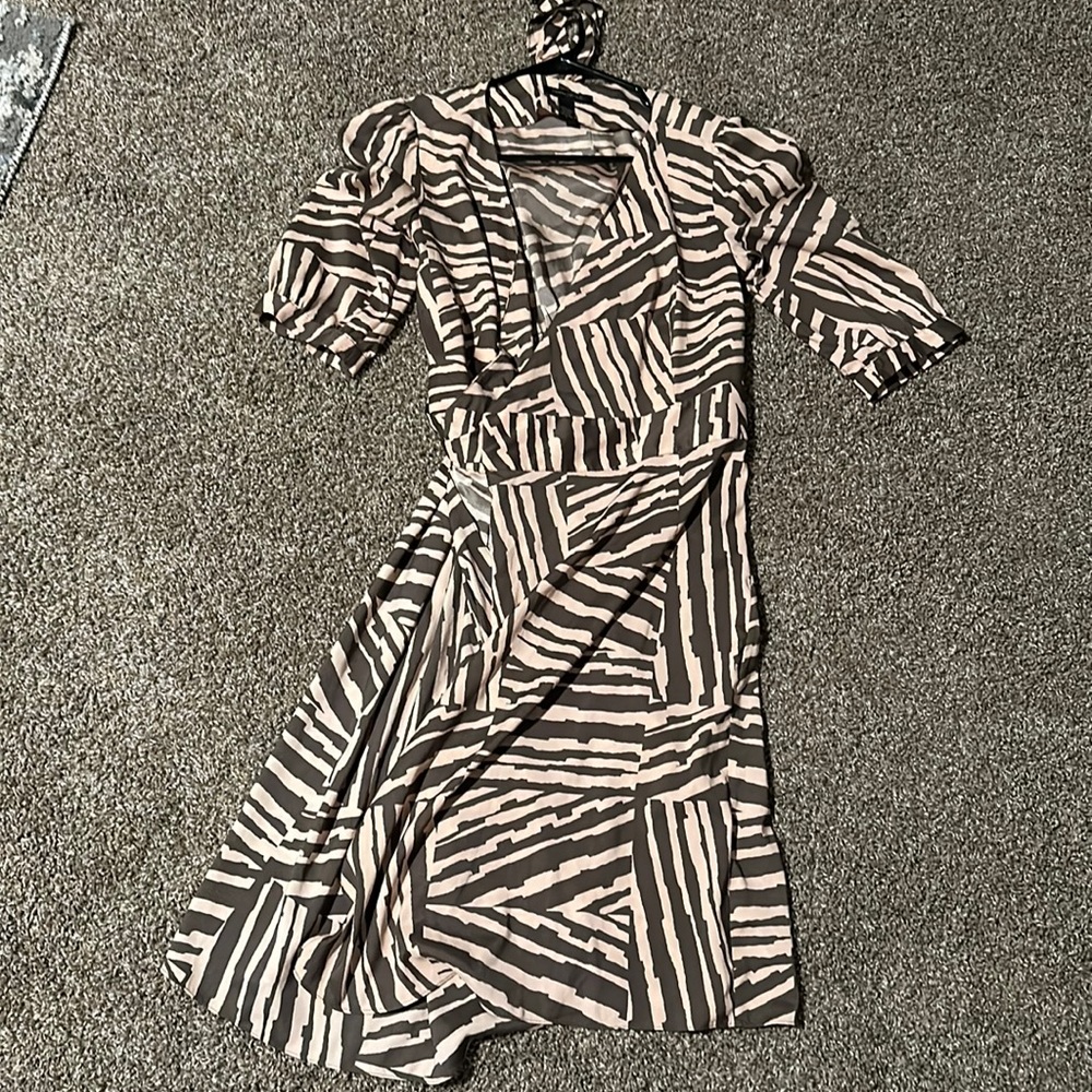 Brown/blush banana republic dress. 1 wear
